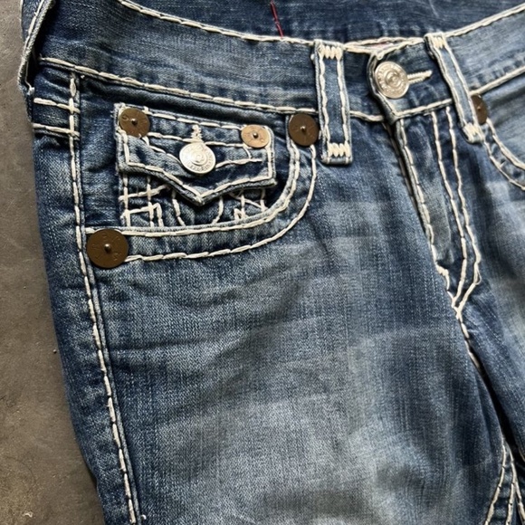 TRUE RELIGION JEANS - Picture 3 of 8